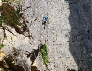 bourgogne-sortie-falaise-remigny-03