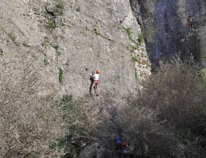 bourgogne-sortie-falaise-remigny-11